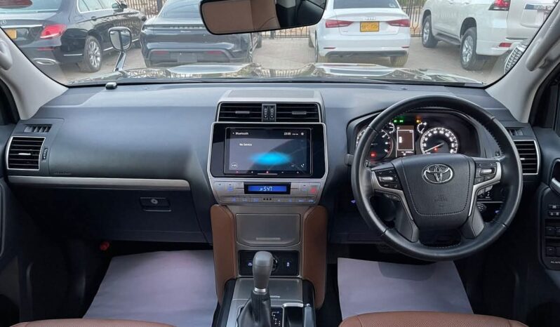 
								Used 2021 Toyota Prado full									
