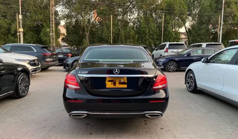
								Used 2018 Mercedes E200 full									
