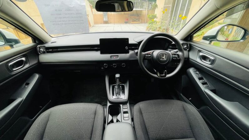 
								imported used 2022 Honda vezel full									
