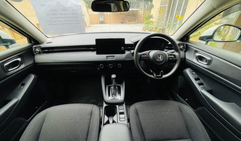 
								imported used 2022 Honda vezel full									