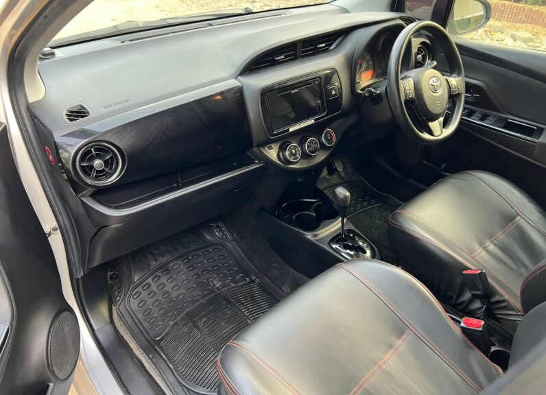 
								Used 2019 Toyota vitz full									