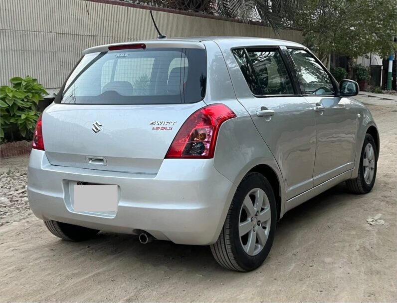 
								Used 2016 Suzuki Swift full									