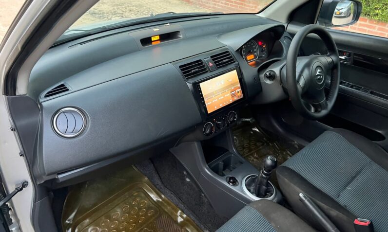 
								Used 2016 Suzuki Swift full									
