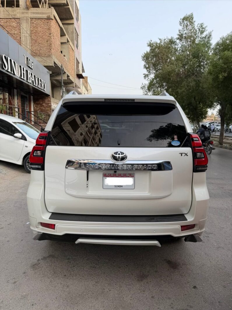 
								imported used 2018 Toyota Prado full									