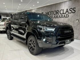 Used 2025 Toyota Hilux