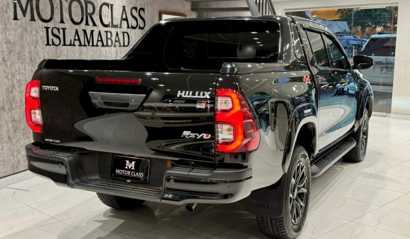 
								Used 2025 Toyota Hilux full									
