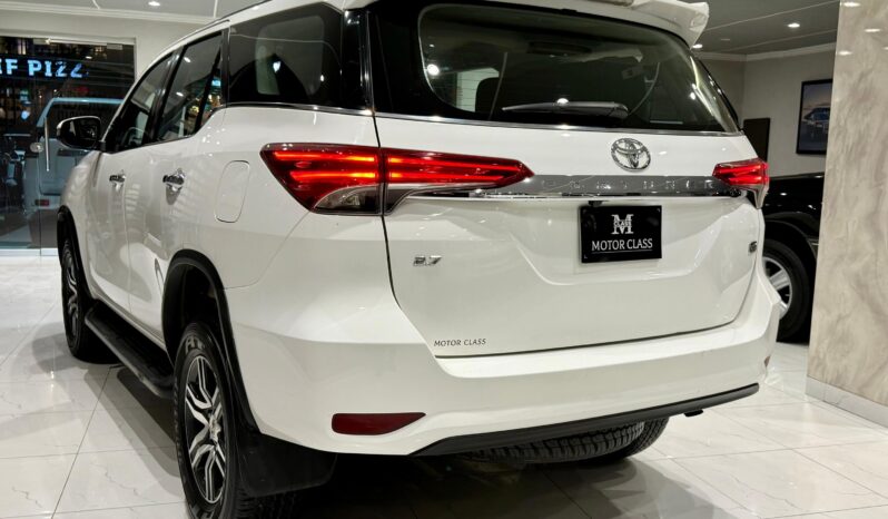 
								Used 2021 Toyota Fortuner full									