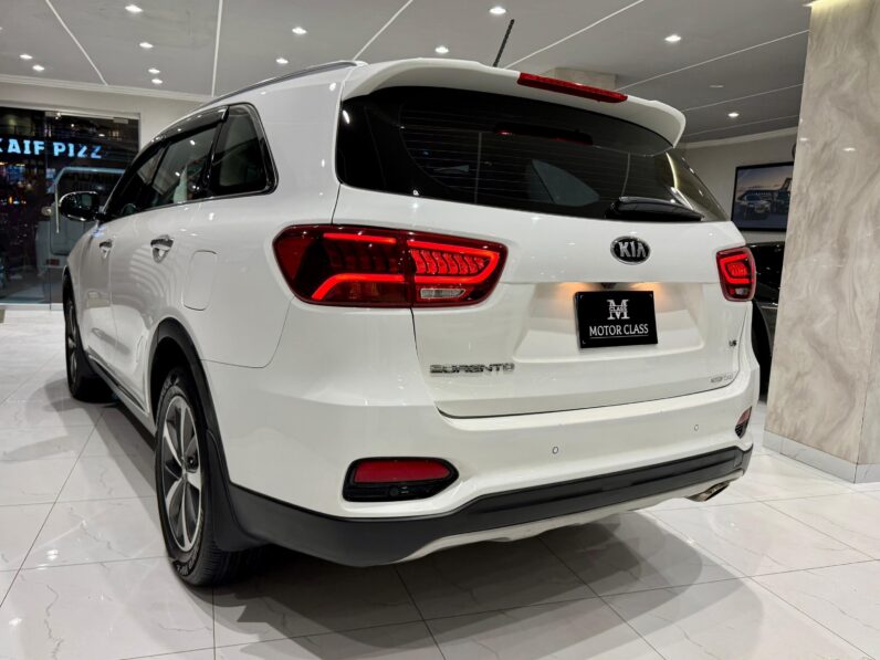 
								Used 2024 Kia Sorento full									
