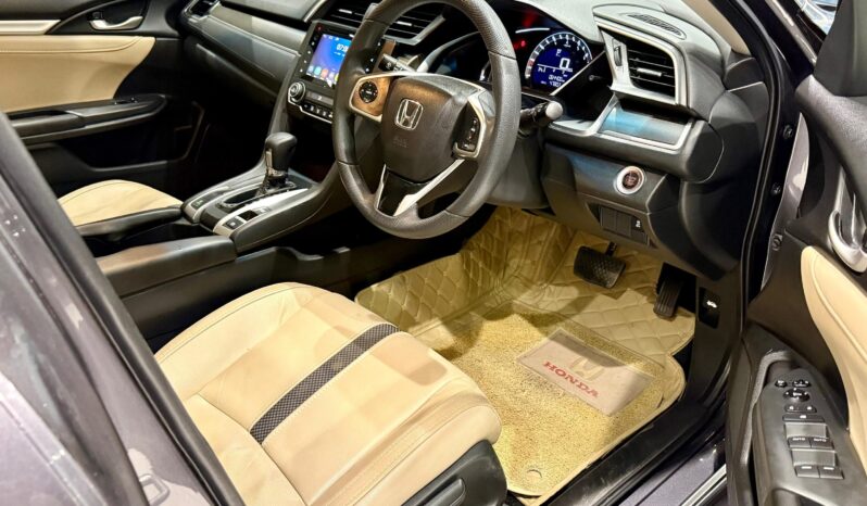 
								Used 2021 Honda Civic full									