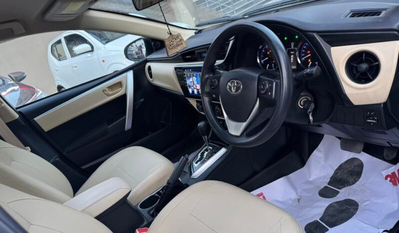 
								Used 2018 Toyota Corolla full									
