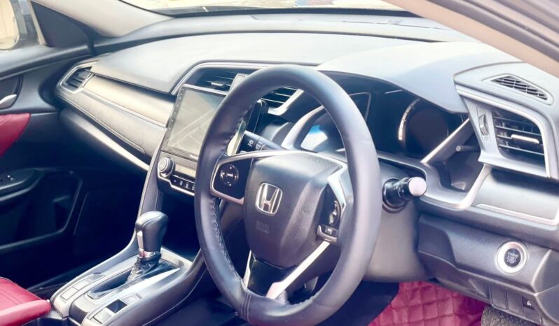 
								Used 2020 Honda Civic full									