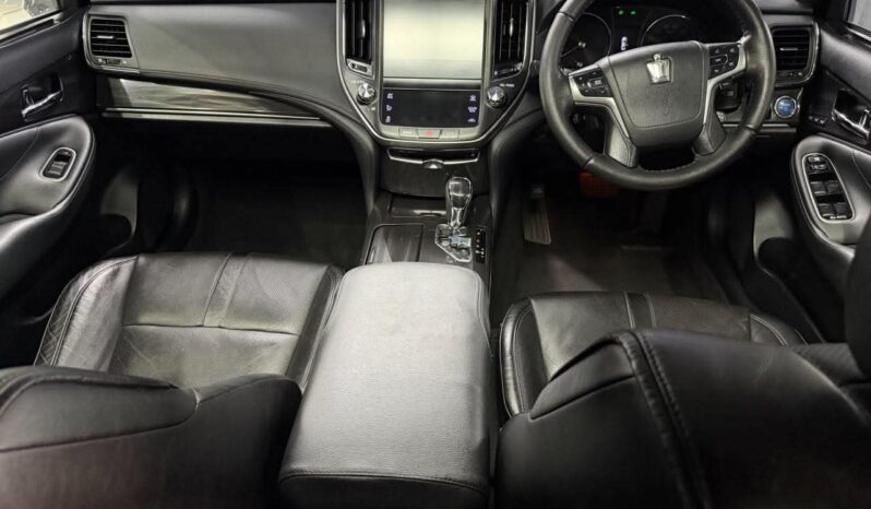 
								Used 2014 Toyota Crown full									