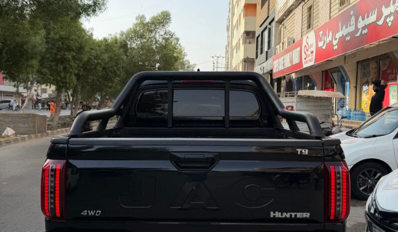 
								Used 2025 Jac hunter full									