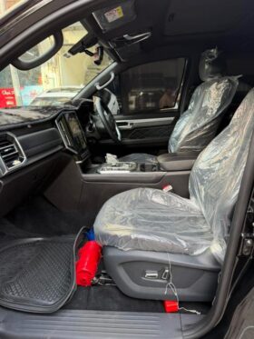 Used 2025 Jac hunter