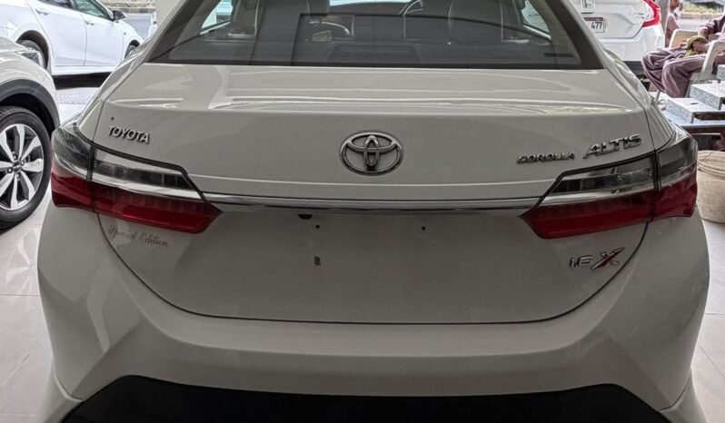 
								Used 2022 Toyota altis full									