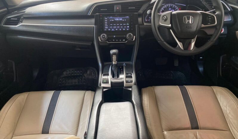 
								Used 2020 Honda Civic full									