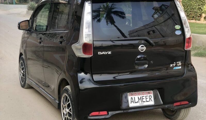 
								Used 2013 Nissan Dayz full									