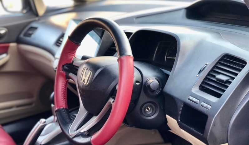 
								Used 2010 Honda Civic full									