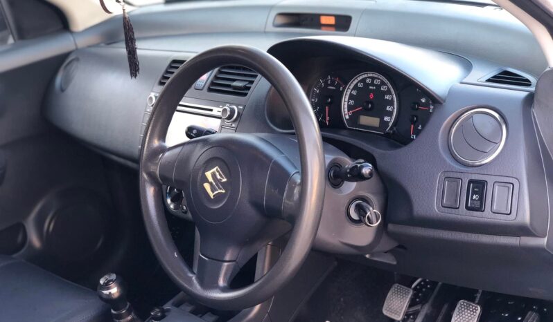 
								Used 2017 Suzuki Swift full									
