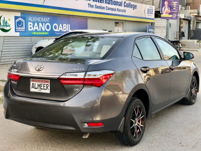 
								Used 2019 Toyota Corolla full									