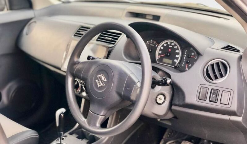 
								Used 2016 Suzuki Swift full									