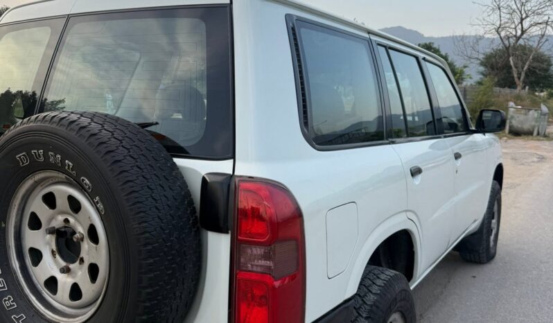 
								imported used 2003 Nissan Patrol full									