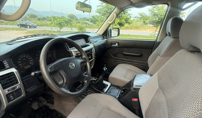 
								imported used 2003 Nissan Patrol full									