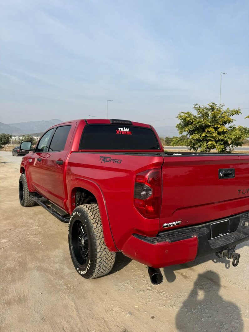 
								imported used 2014 Toyota Tundra full									