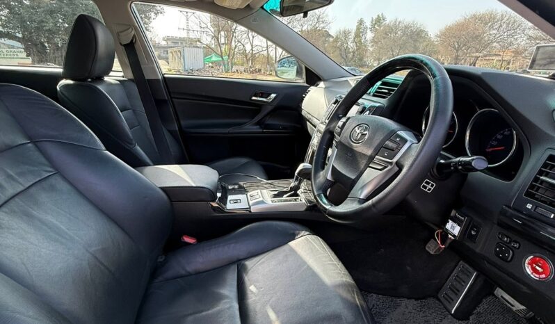 
								imported used 2011 Toyota mark2 full									