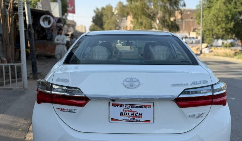 
								Used 2022 Toyota Corolla full									