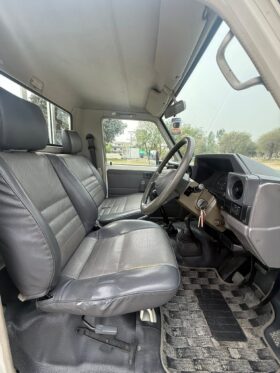 imported used 1987 Toyota Hilux