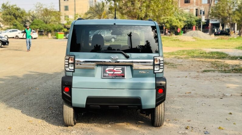
								Used 2022 Daihatsu TAFT G full									