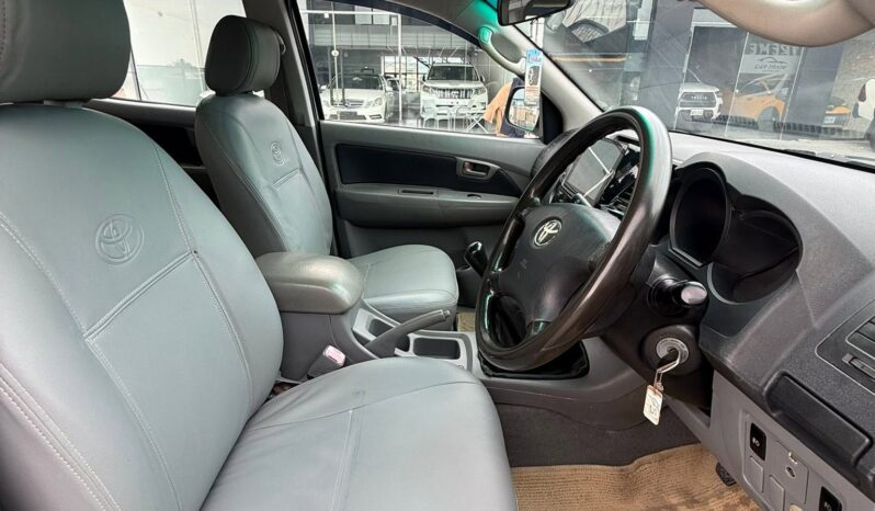 
								imported used 2008 Toyota Hilux full									