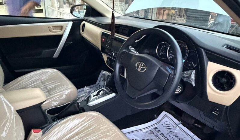 
								Used 2019 Toyota Corolla full									