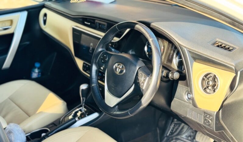 
								Used 2024 Toyota Camry full									