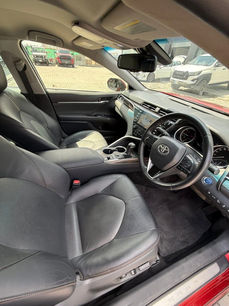 
								imported used 2017 Toyota Camry full									