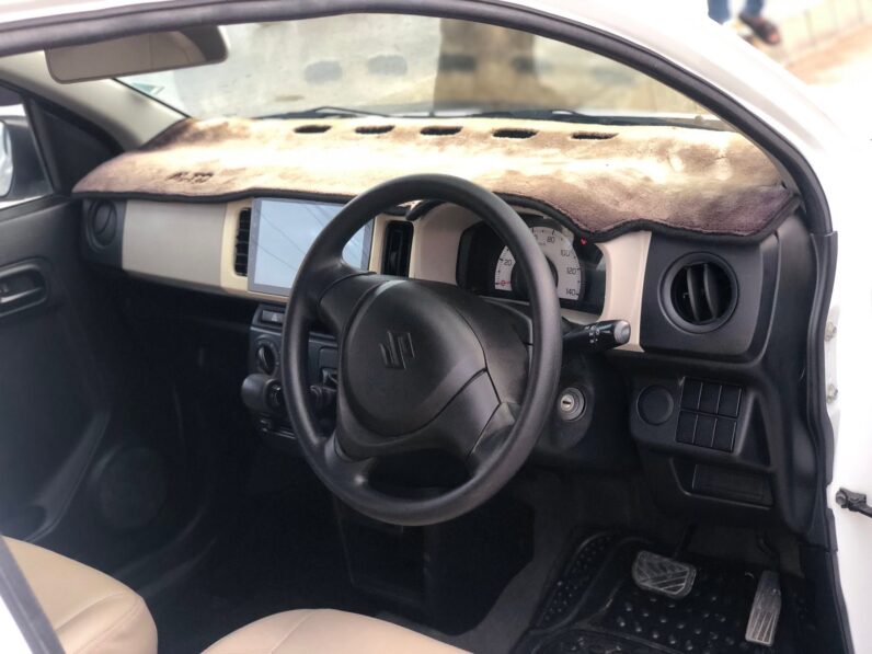 
								Used 2022 Suzuki Alto full									