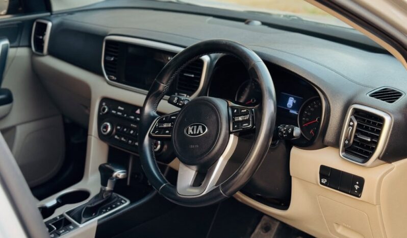 
								Used 2020 Kia Sportage full									