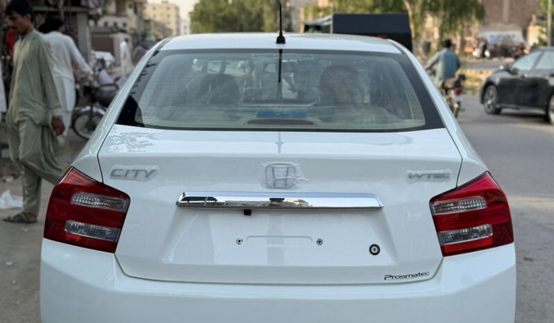 
								Used 2020 Honda City full									