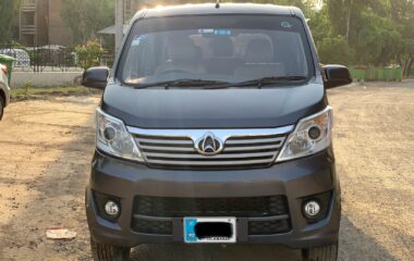 Used 2024 changan karavaan