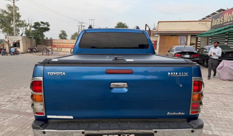 
								imported used 2013 Toyota Hilux full									
