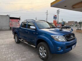 imported used 2013 Toyota Hilux