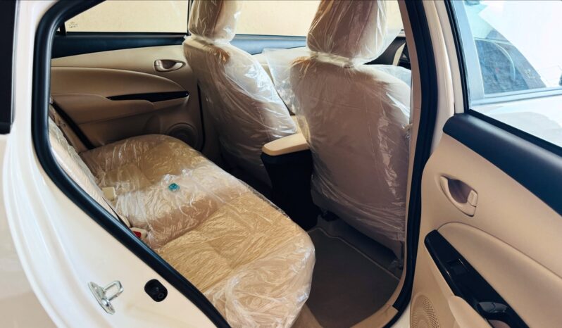 
								New 2026 Toyota Yaris full									