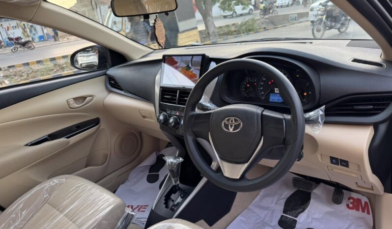 
								Used 2025 Toyota Yaris full									