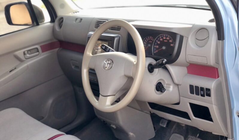 
								Used 2013 Toyota pixis full									
