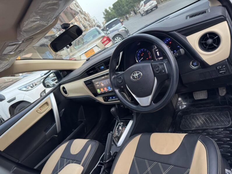 
								Used 2023 Toyota altis full									