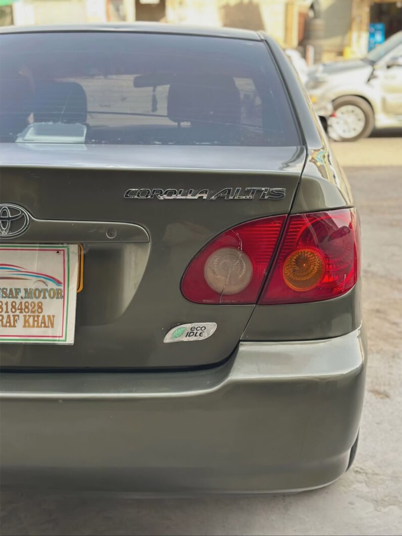 
								Used 2003 Toyota Corolla full									