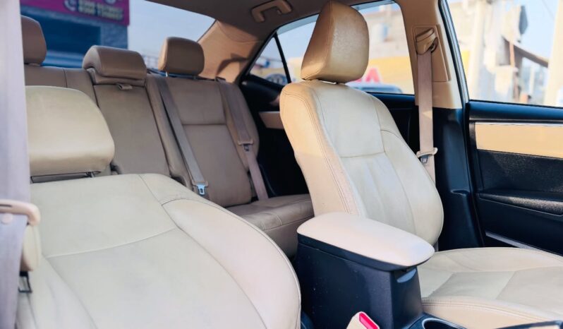 
								Used 2018 Toyota Corolla full									