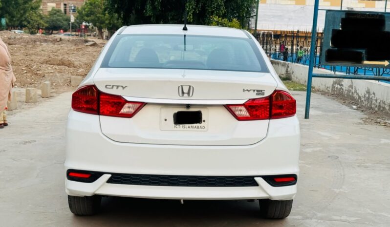 
								Used 2021 Honda City full									