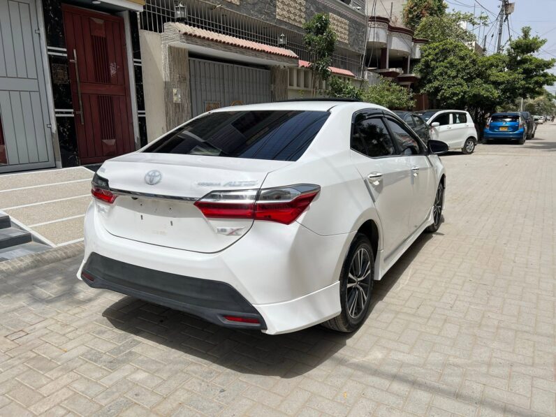 
								Used 2021 Toyota Corolla full									